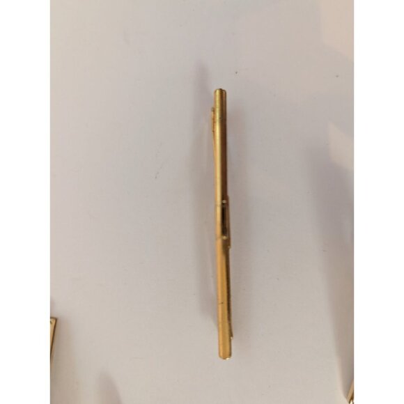 Set Of 5 Gold Tone Tie Clips With Enamel Accents & Shield Design - Picture 4 of 4